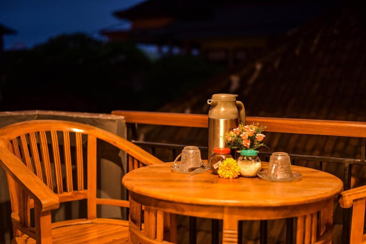 Hotel Kamar Suci House à Ubud Extérieur photo